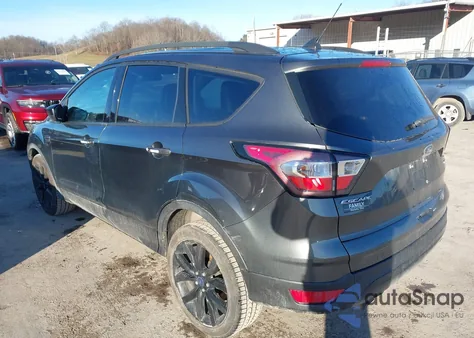 2018 Ford Escape Se z USA, uszkodzony, nr VIN 1FMCU9GD7JUC85428